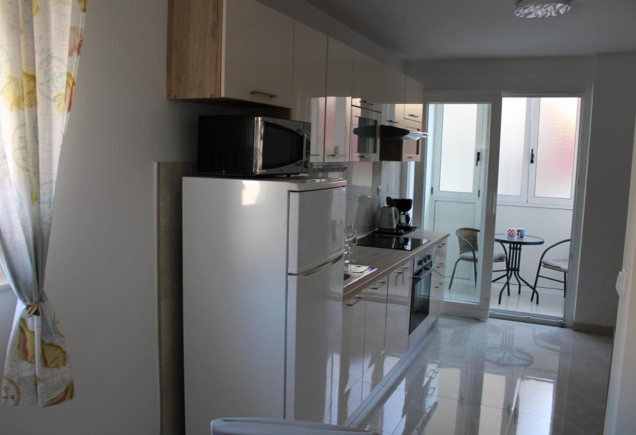 Charming Old Town Apartment 시베니크 외부 사진
